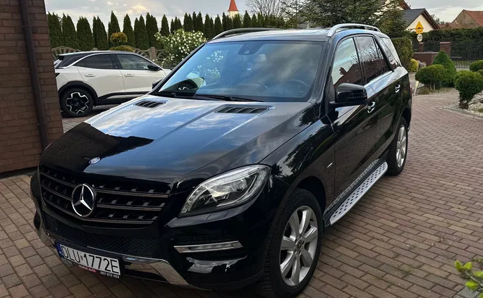 samochody osobowe Mercedes-Benz ML cena 95777 przebieg: 202837, rok produkcji 2012 z Osiek